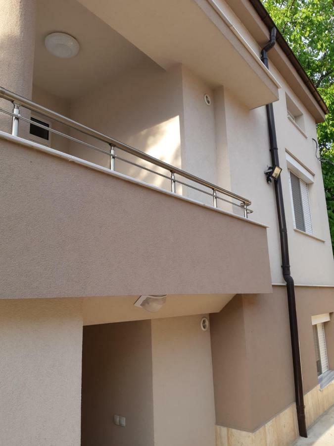 Villa Ros Guest House Svilengrad Ngoại thất bức ảnh