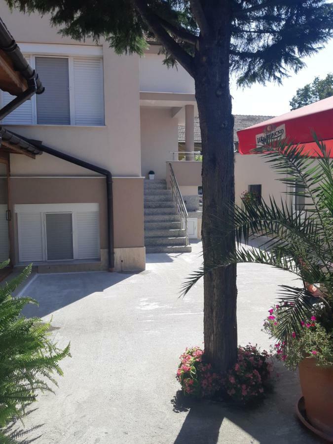Villa Ros Guest House Svilengrad Ngoại thất bức ảnh