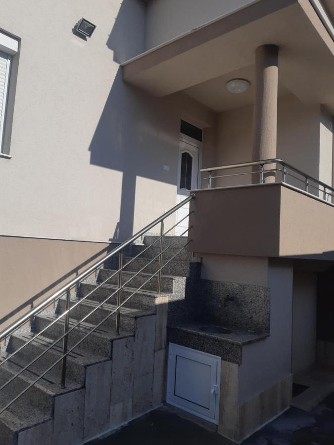 Villa Ros Guest House Svilengrad Ngoại thất bức ảnh
