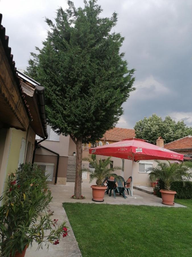 Villa Ros Guest House Svilengrad Ngoại thất bức ảnh